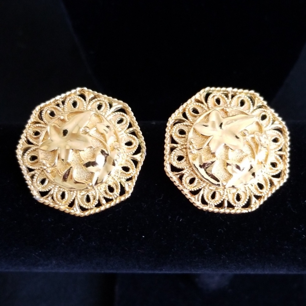 Barrera Clip Earrings for Avon
